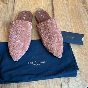 NWT Rag & Bone Lewis slide. Size 38